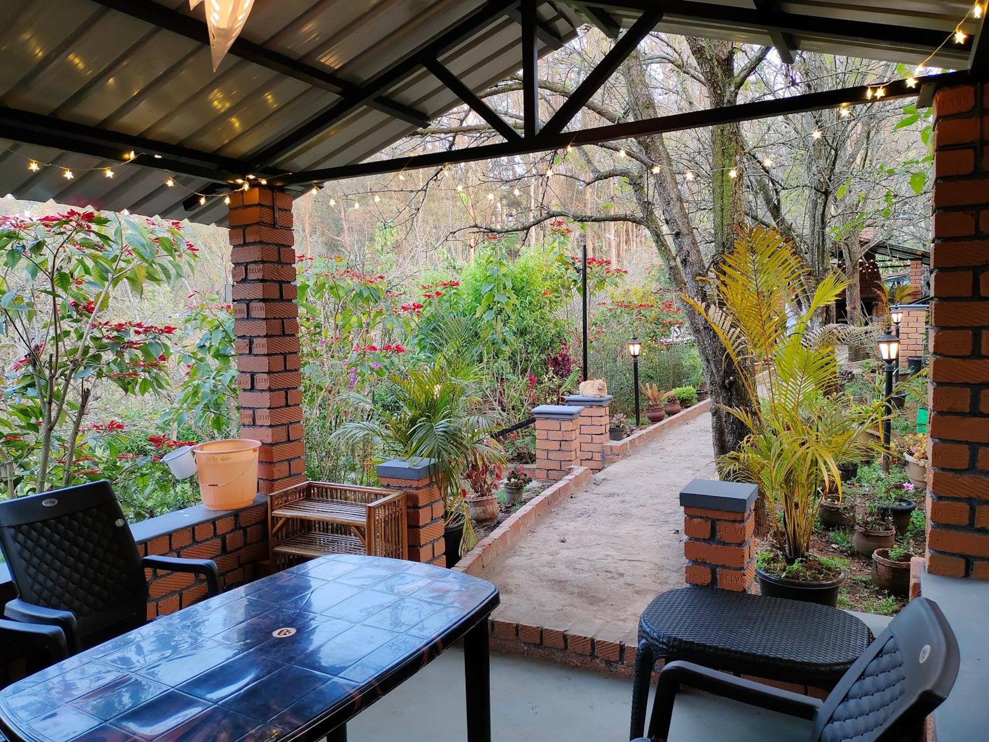 Pear Tree Entire 2Bhk Villa Kotagiri Esterno foto