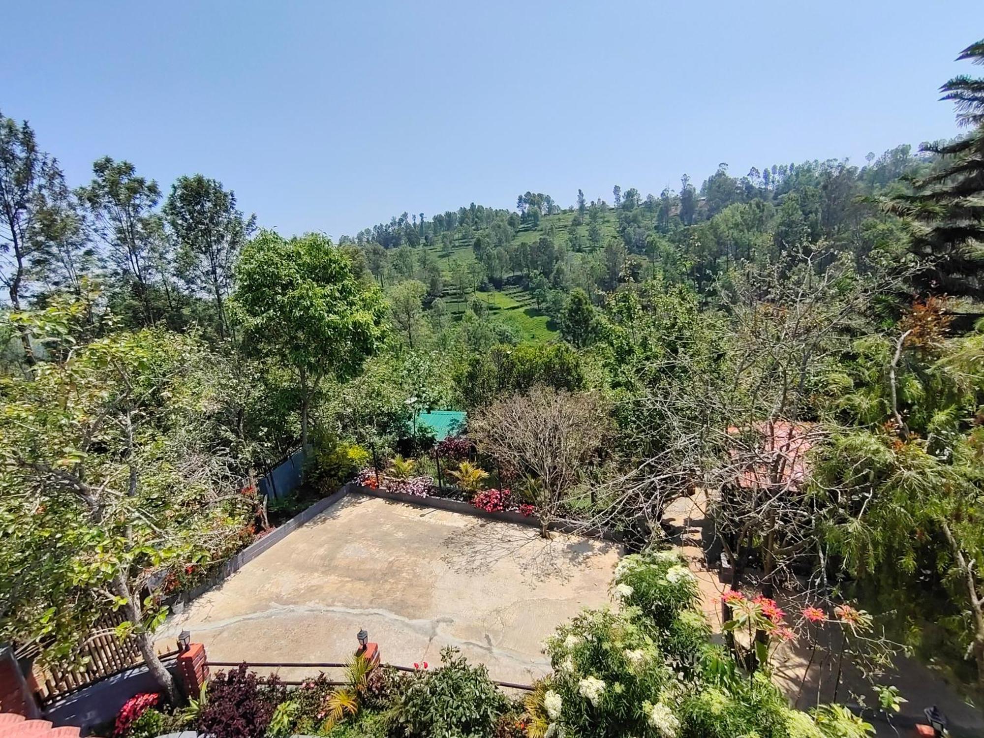 Pear Tree Entire 2Bhk Villa Kotagiri Esterno foto